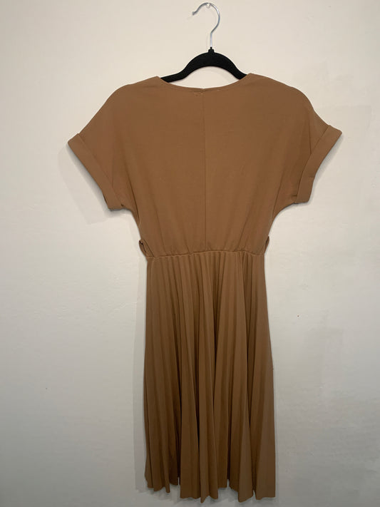 Elegant Lady Dress Style| Brand: Ashley Blue